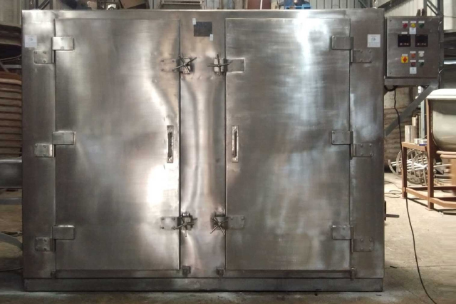 Atmospheric Tray Dryer