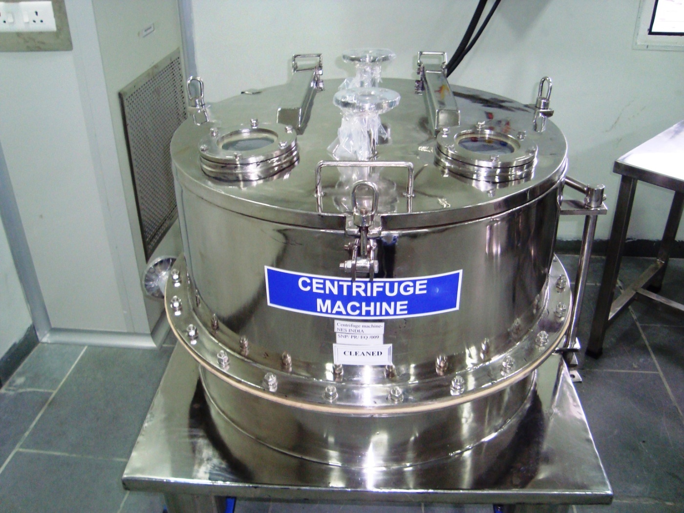 Centrifuge Machines Manufacturers, Suppliers & Exporters