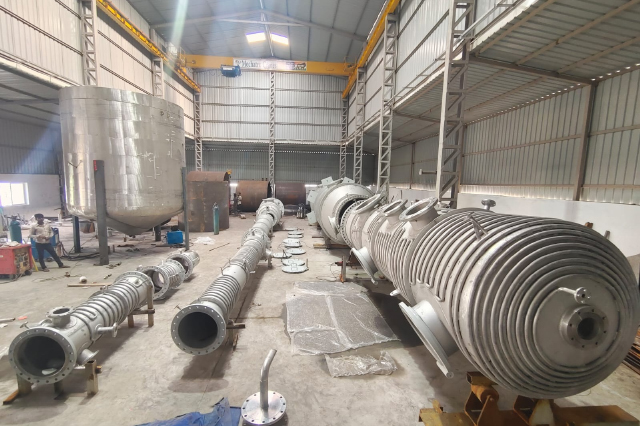 Distillation Column